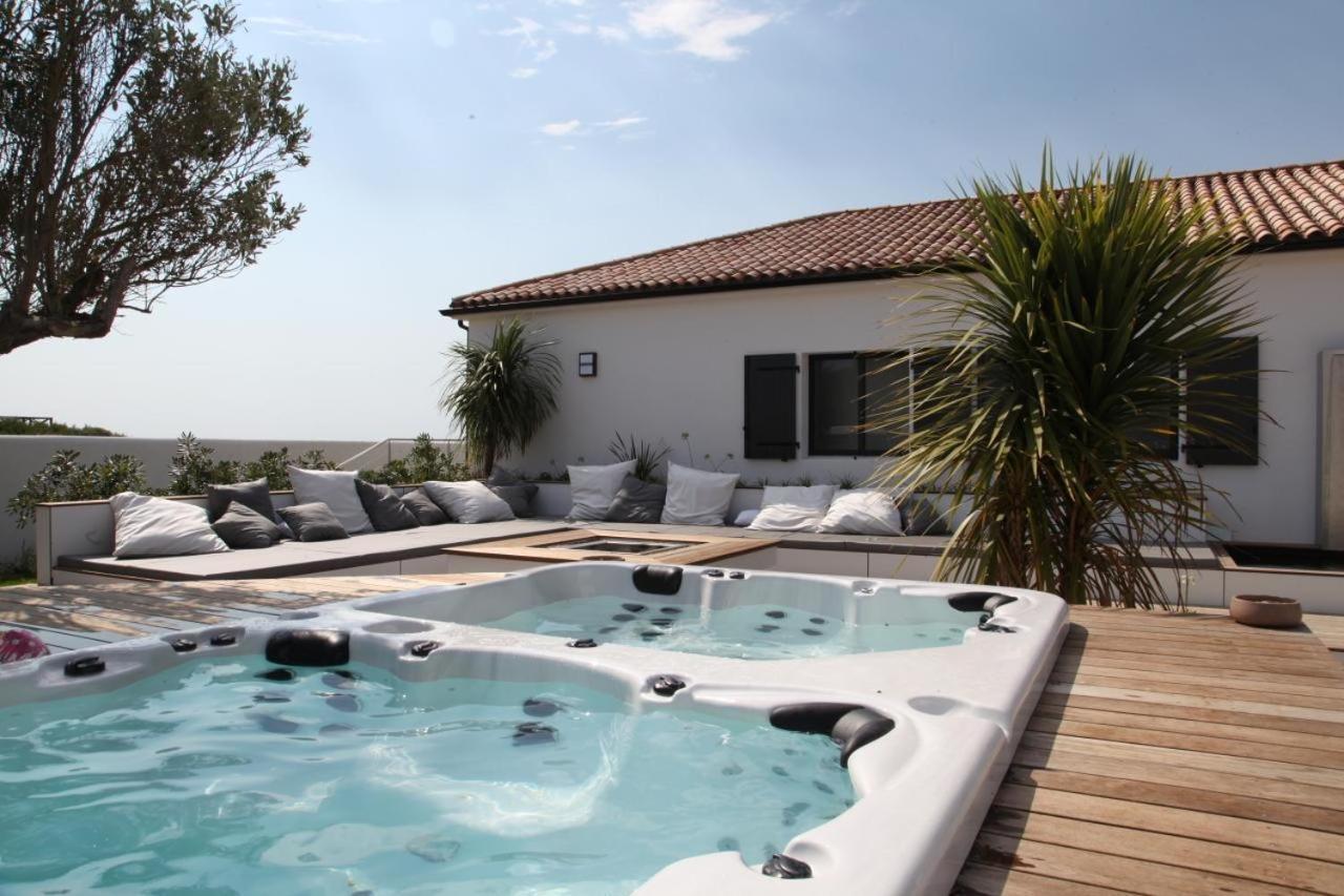 Villa La Sardane B&B Le Plomb Ngoại thất bức ảnh