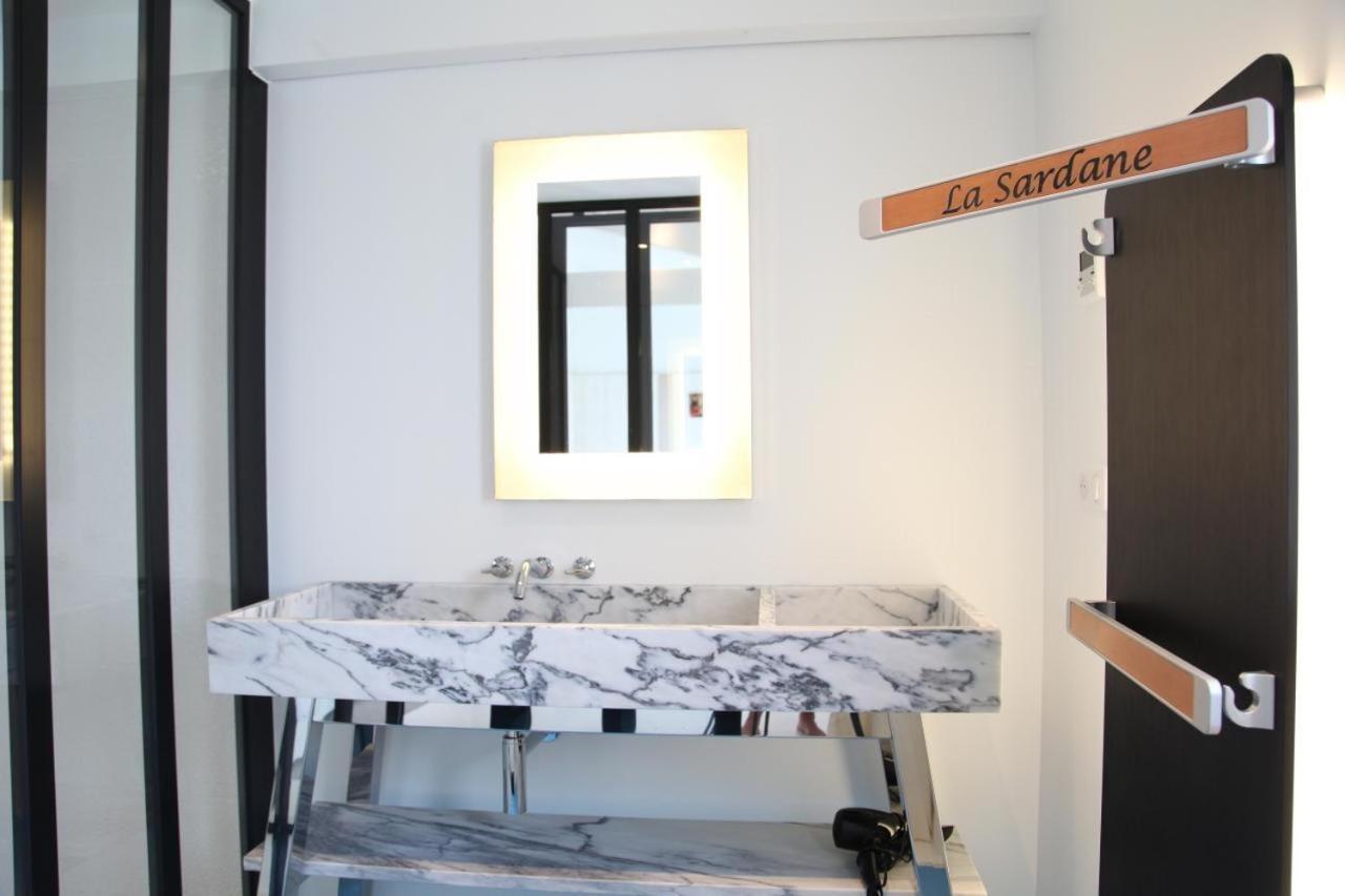 Villa La Sardane B&B Le Plomb Ngoại thất bức ảnh